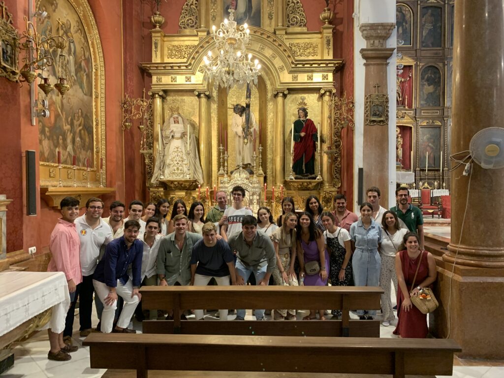 Foto grupo joven
